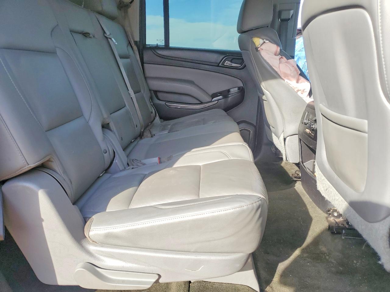 Chevrolet Suburban C1500 Lt