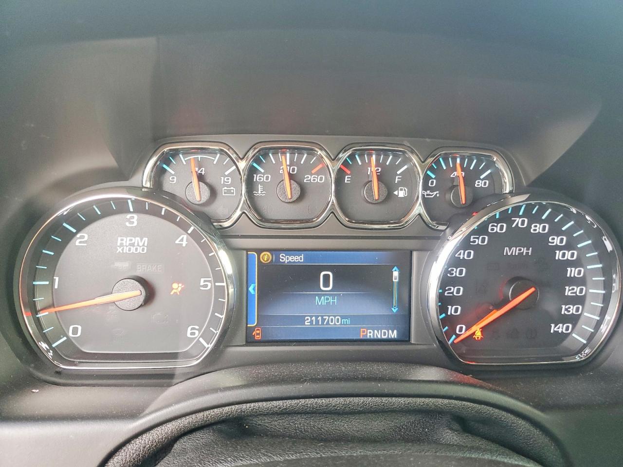 Chevrolet Suburban C1500 Lt