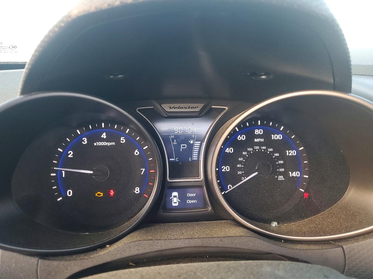Hyundai VELOSTER Turbo