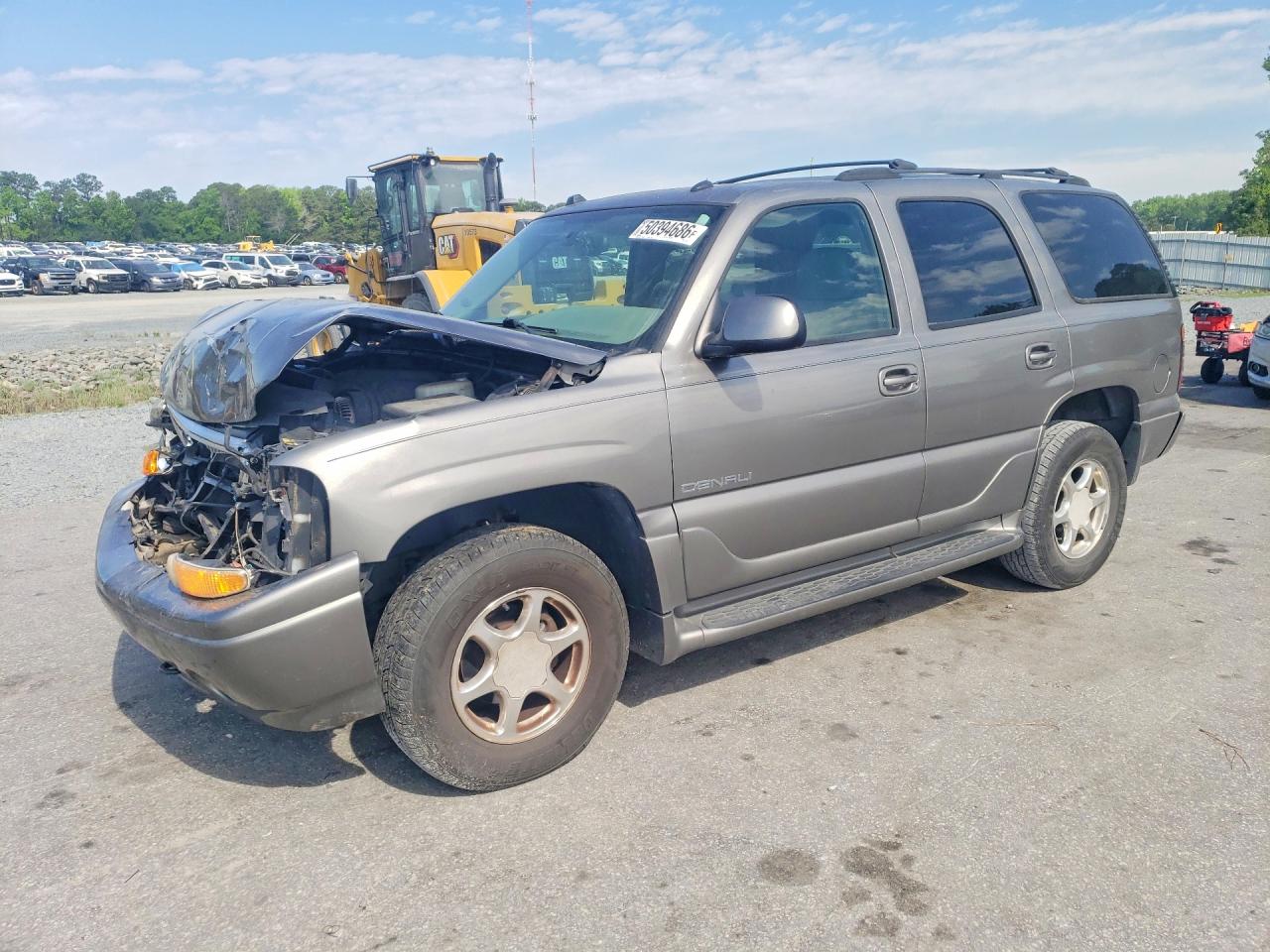 Salvage GMC Yukon Image