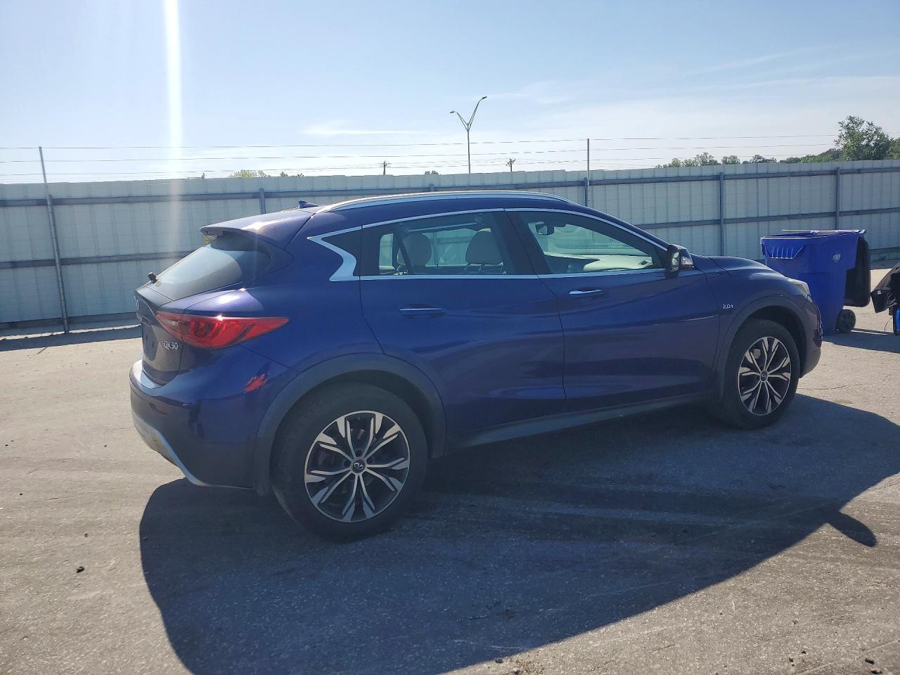 INFINITI Qx Premium