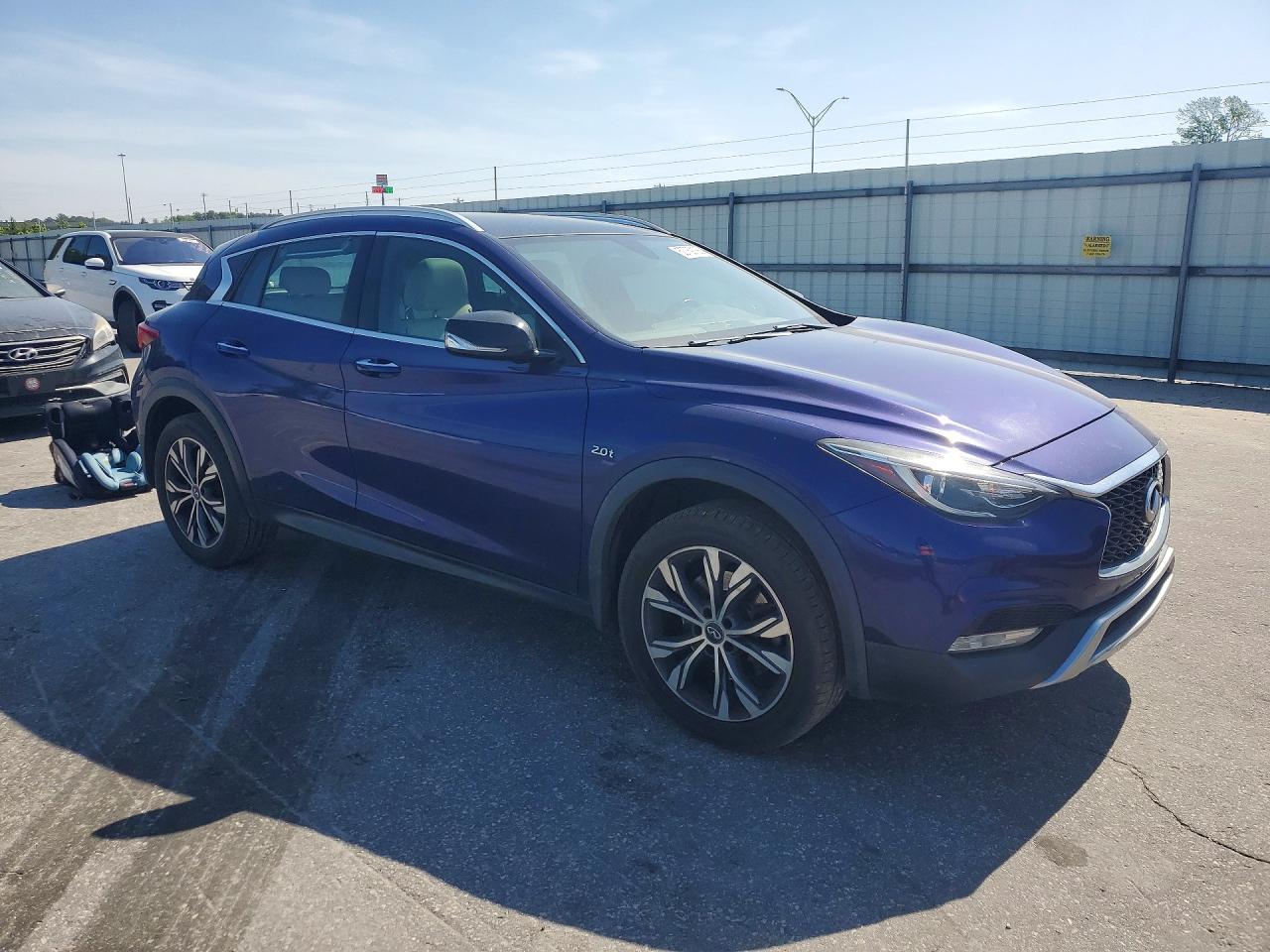 INFINITI Qx Premium