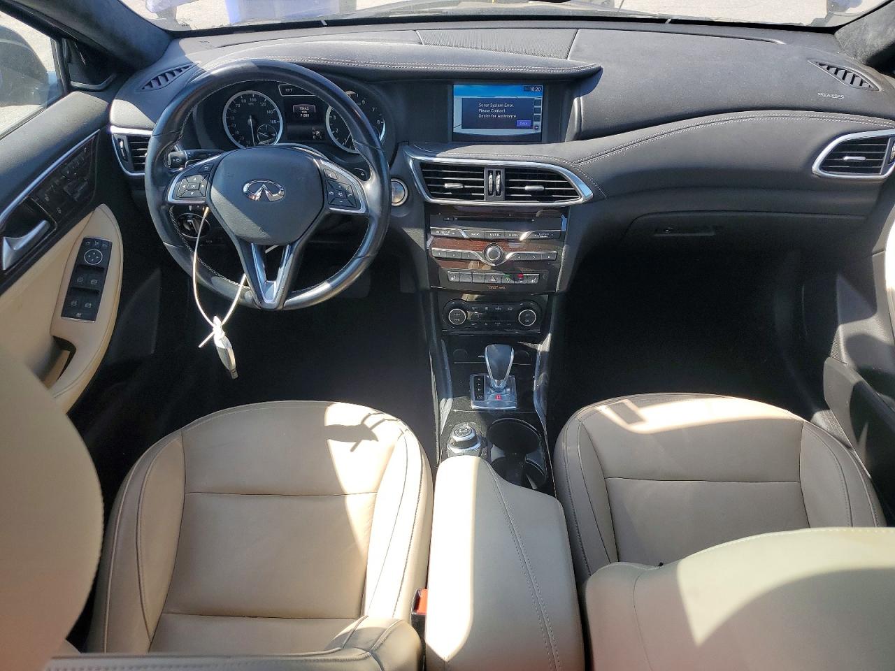 INFINITI Qx Premium