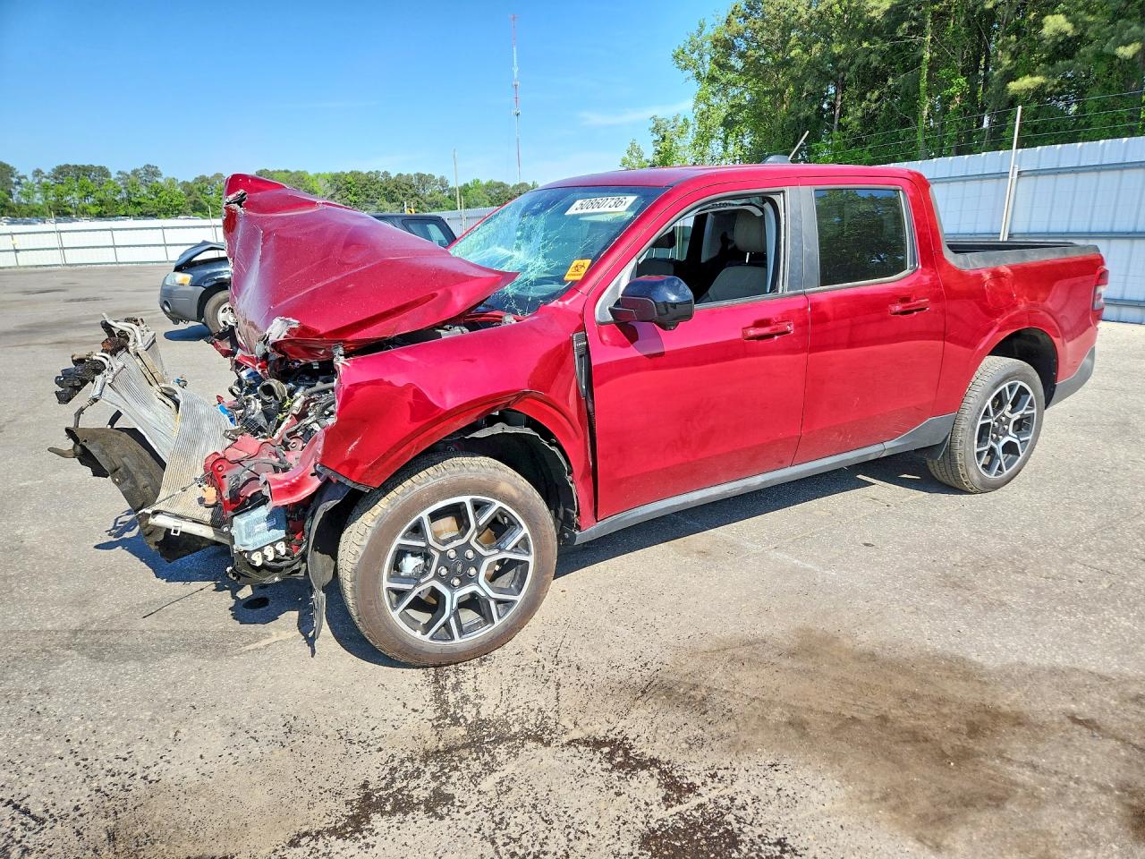 Salvage Ford Maverick L Image