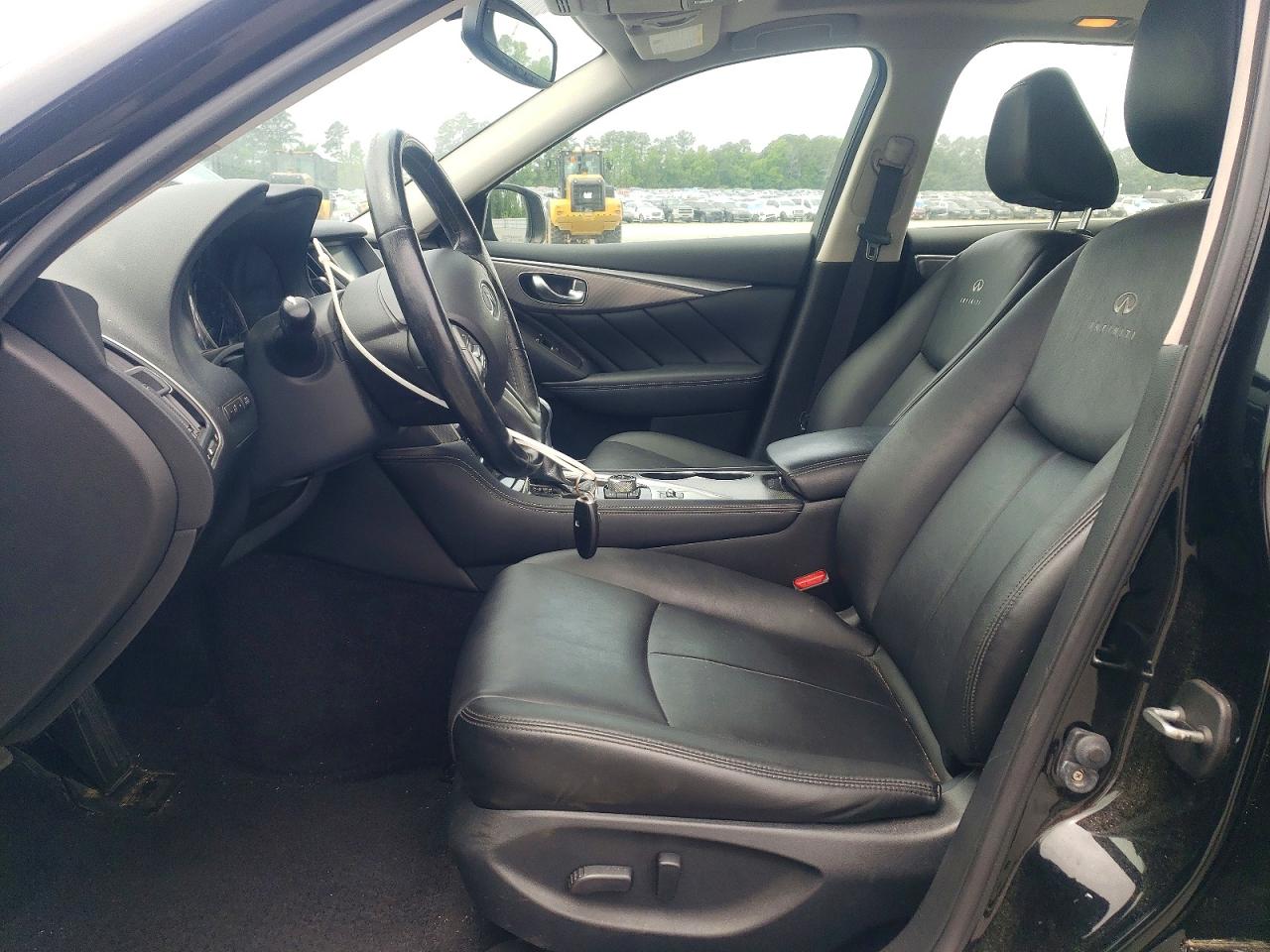 INFINITI Q50 Base
