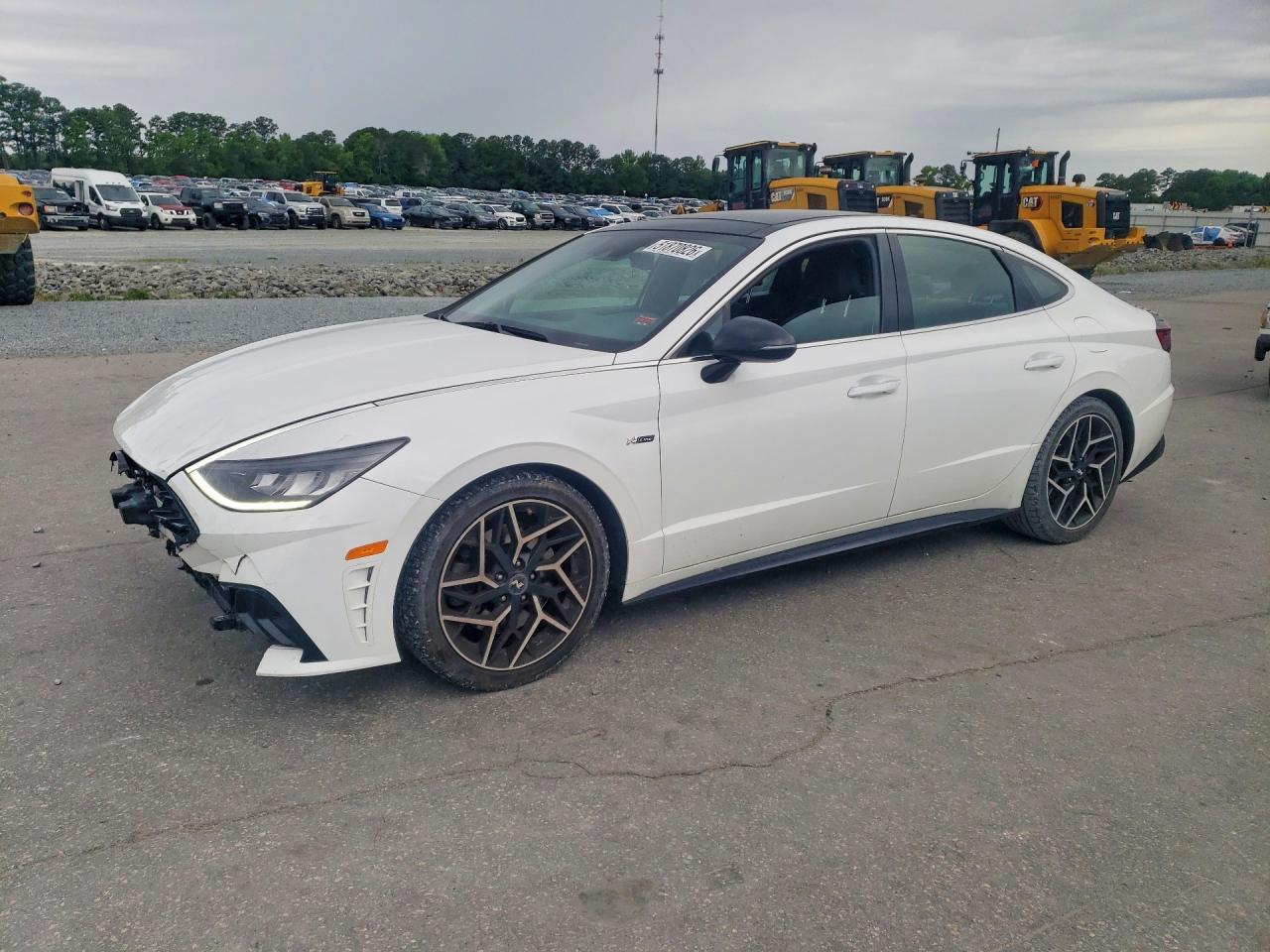 Salvage Hyundai SONATA Image