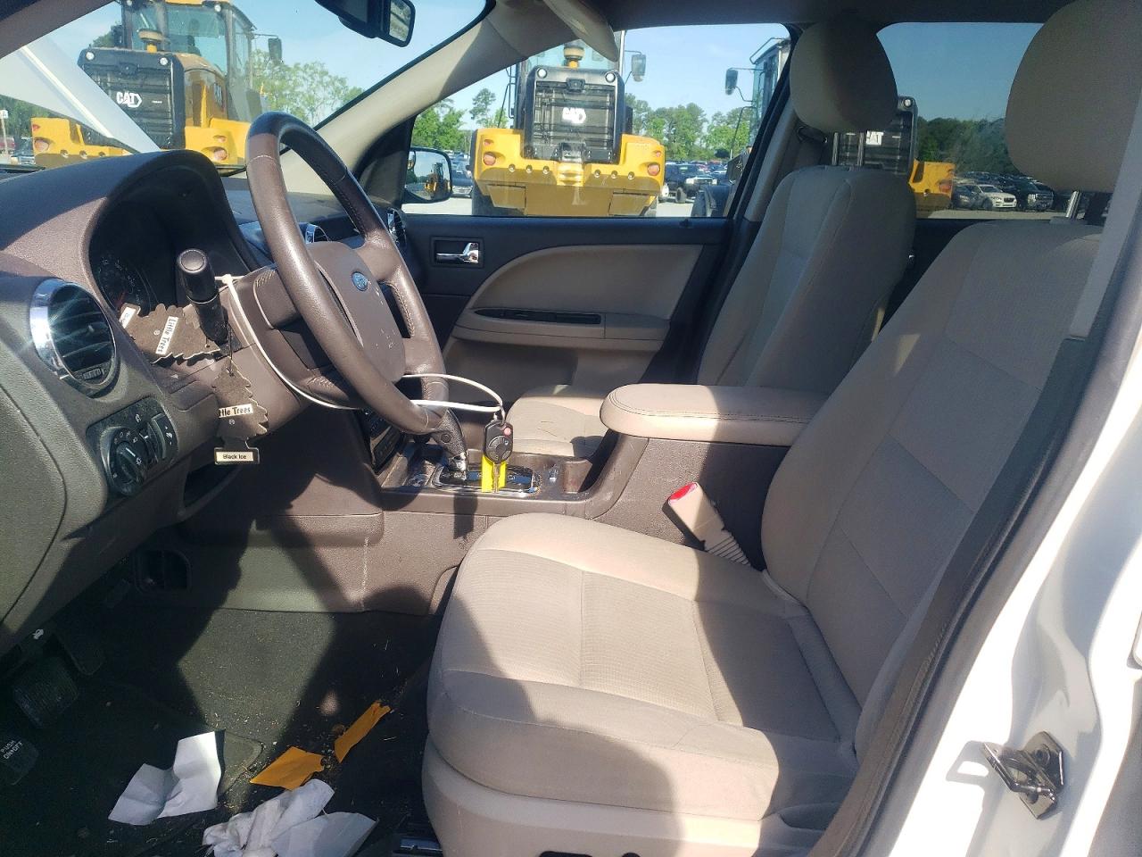 Ford Taurus Sel