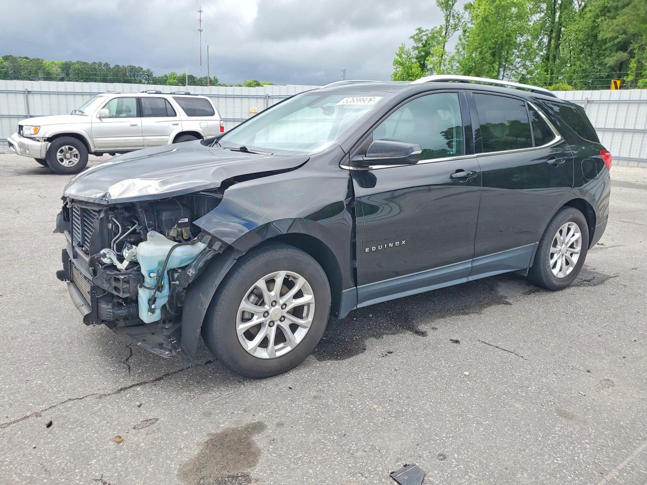 Salvage Chevrolet Equinox Image