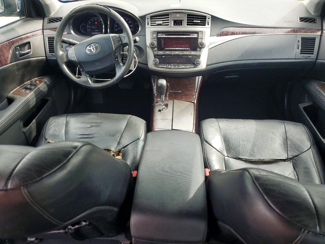 Toyota Avalon Base