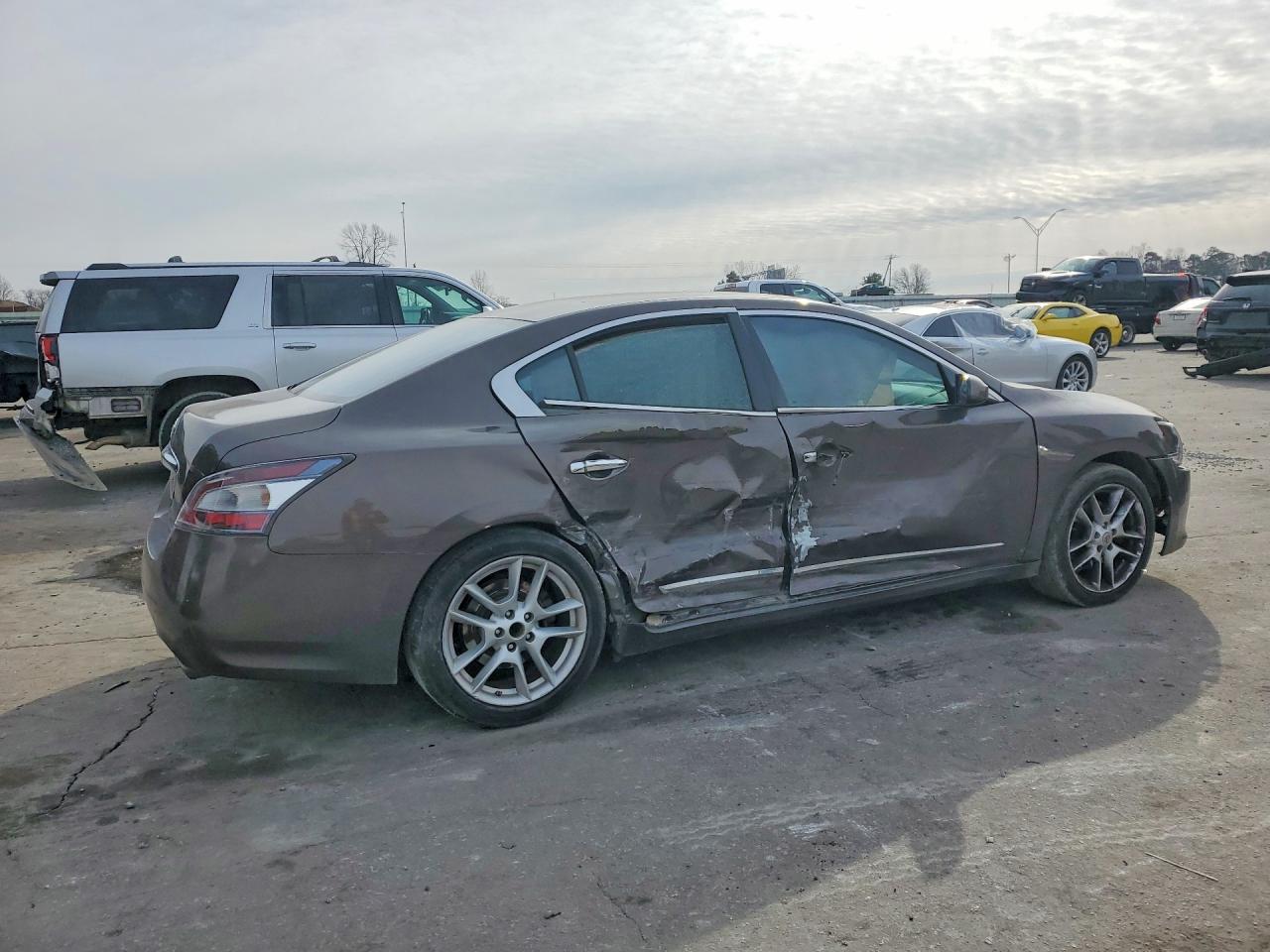 Nissan Maxima
