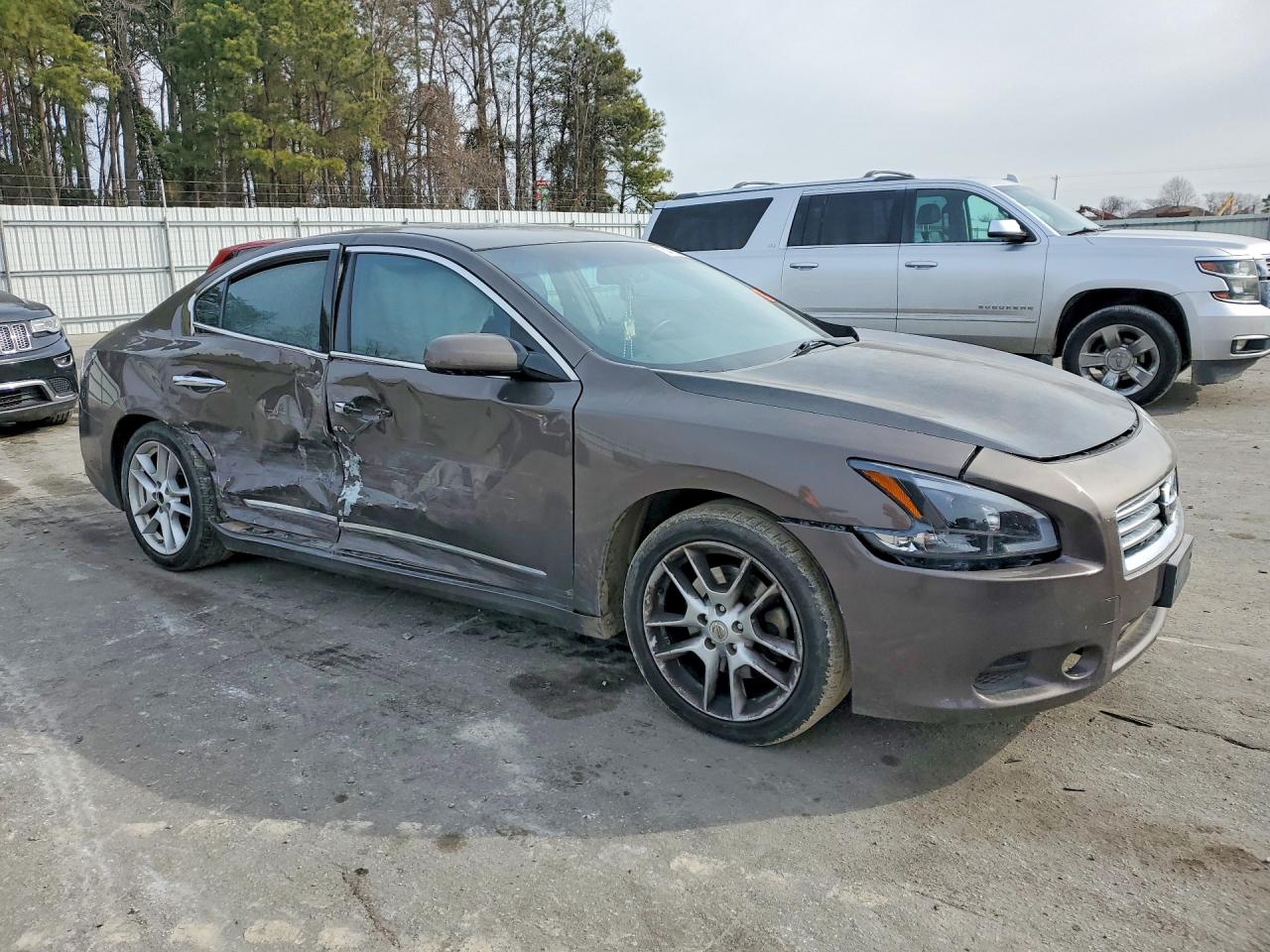 Nissan Maxima