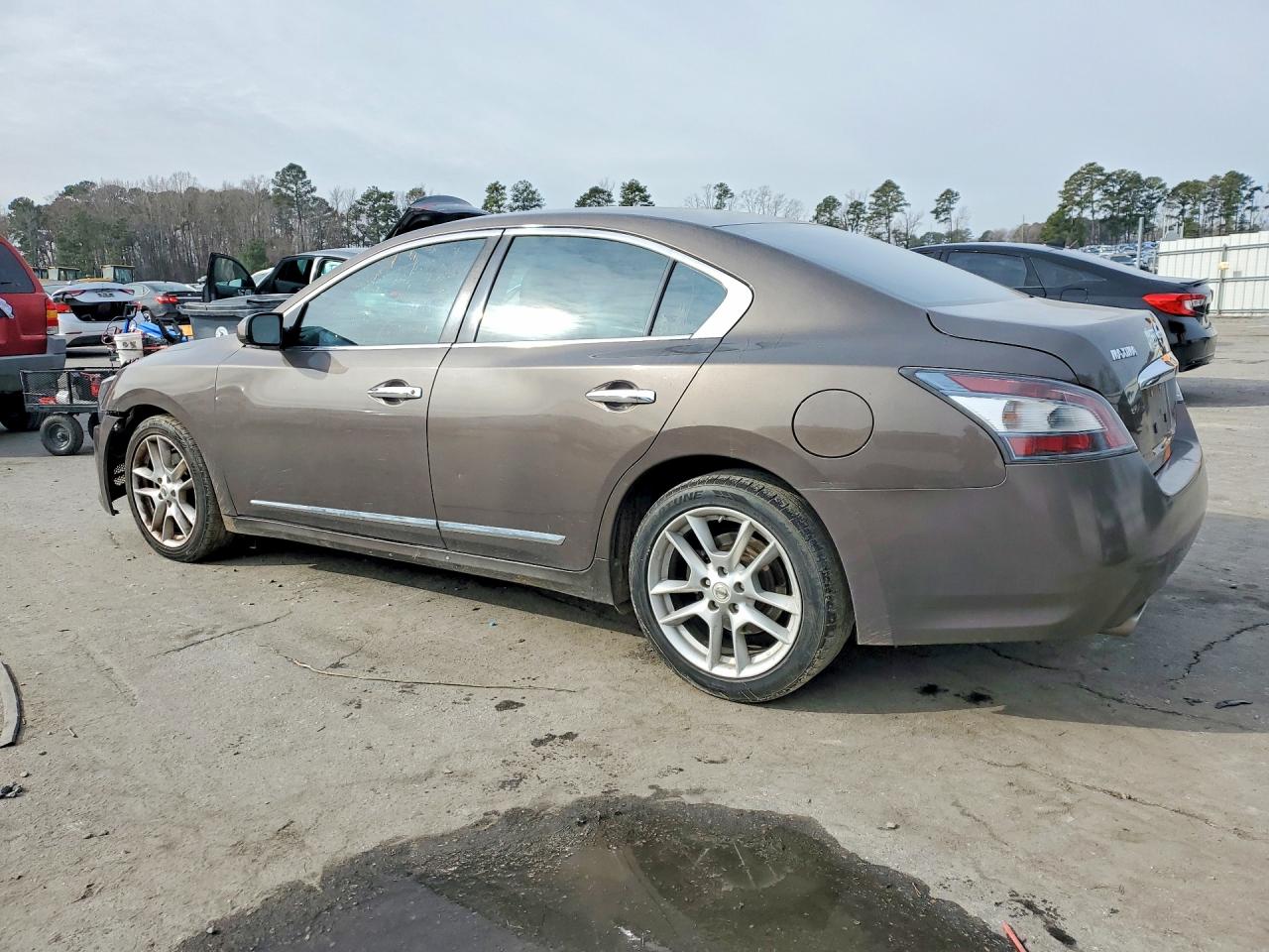 Nissan Maxima