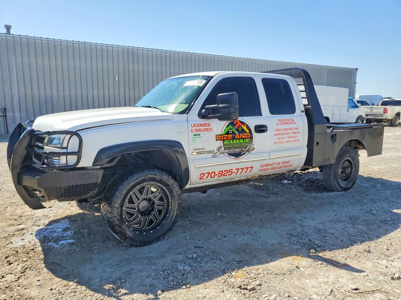 Salvage Chevrolet Silverado Image