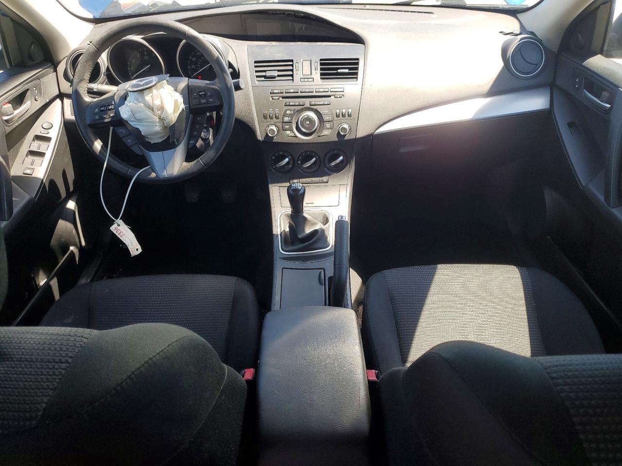 Mazda 3 I