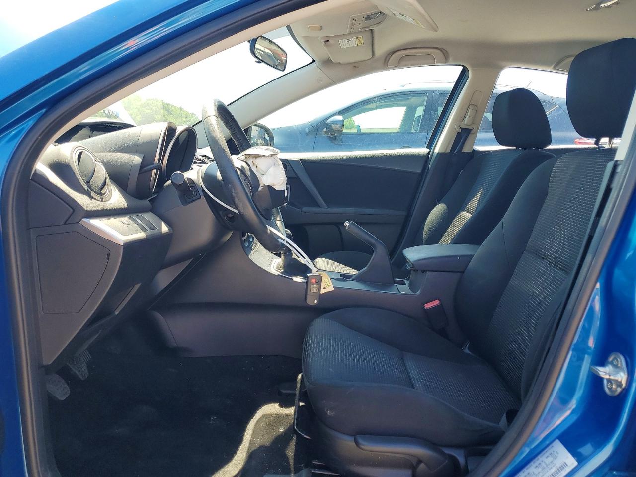 Mazda 3 I