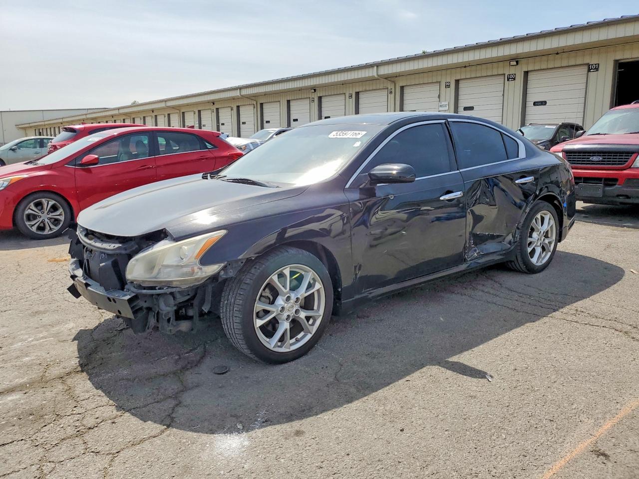 Salvage Nissan Maxima Image