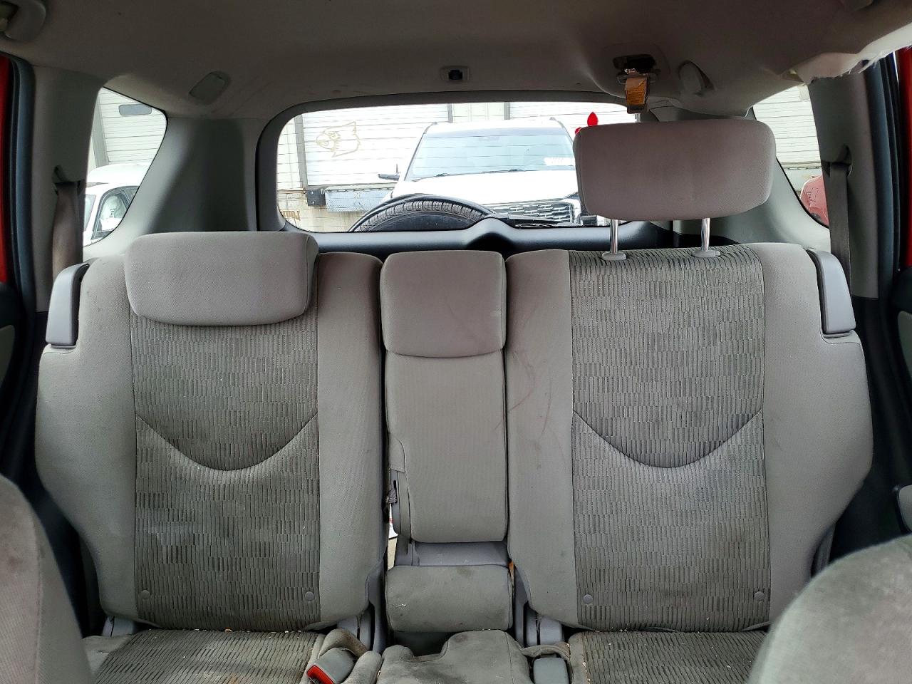 Toyota RAV4 Base