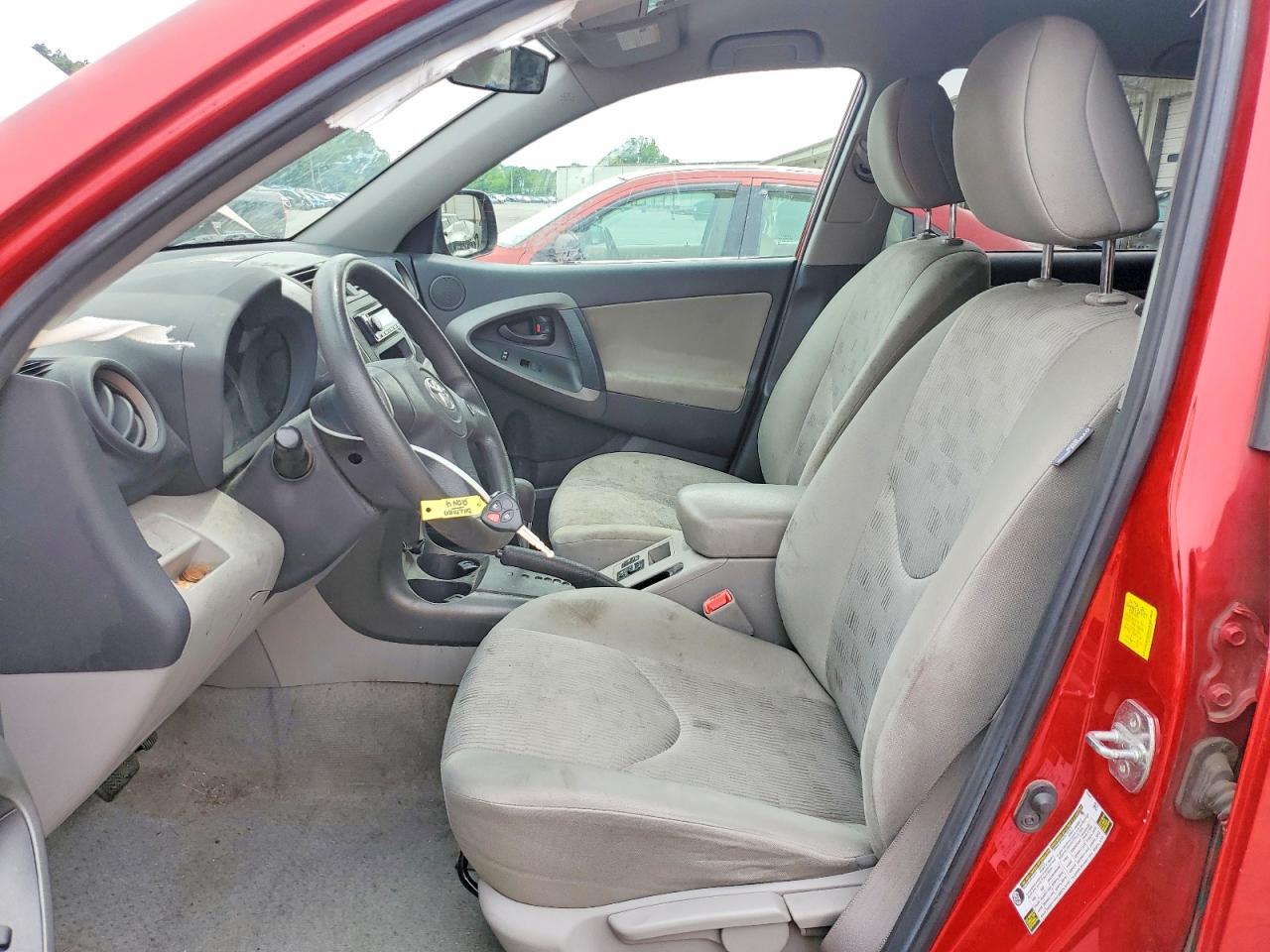 Toyota RAV4 Base