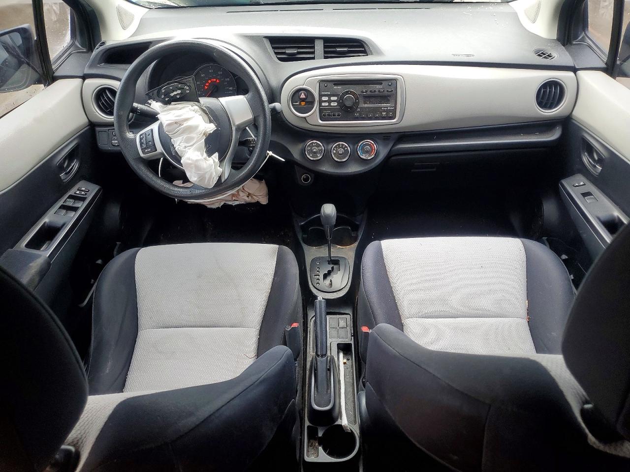 Toyota Yaris 5-door Le
