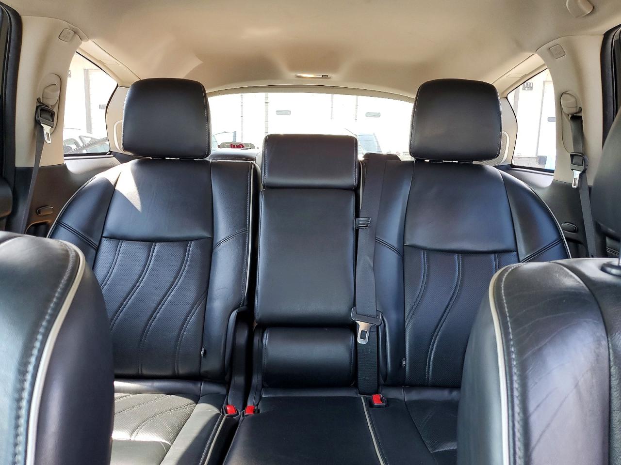 INFINITI Qx Base