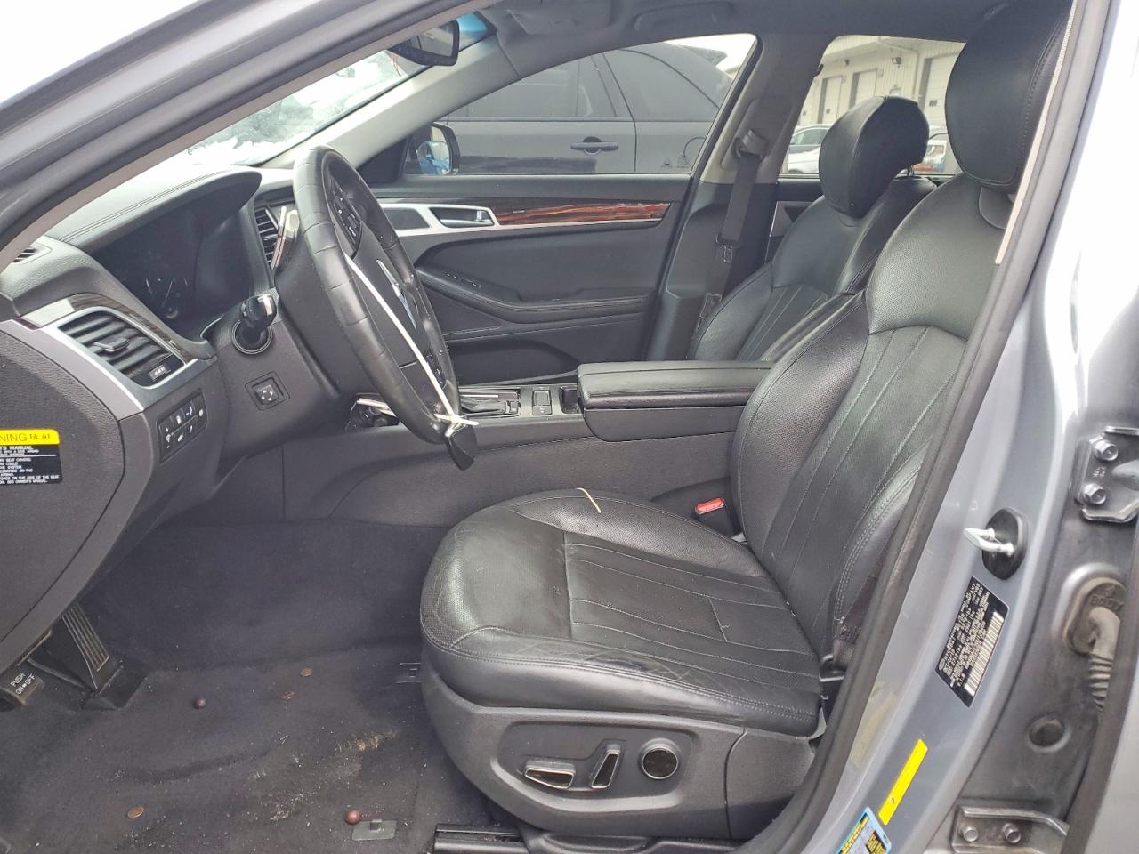 Hyundai Genesis 3.8l