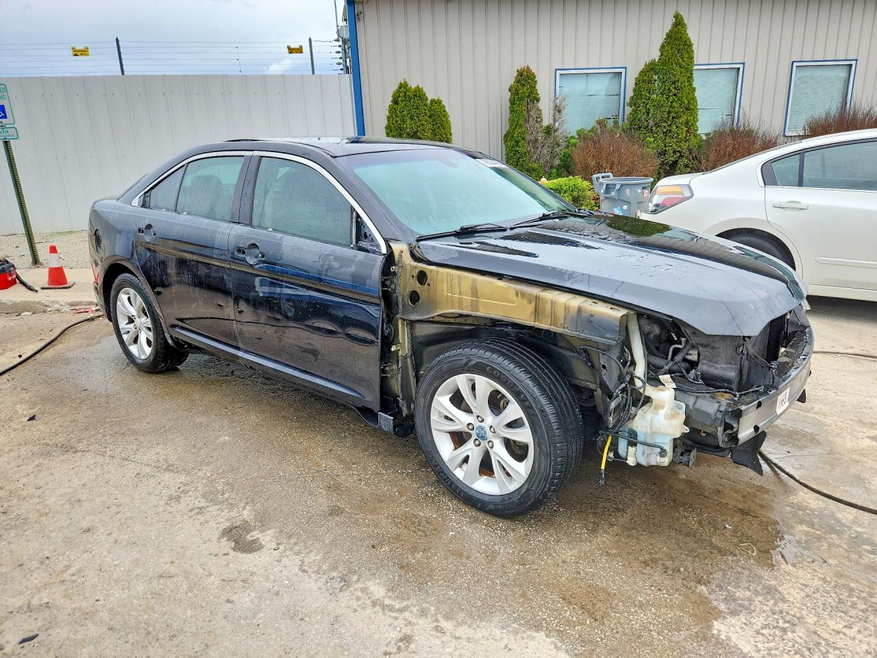 Ford Taurus Sel