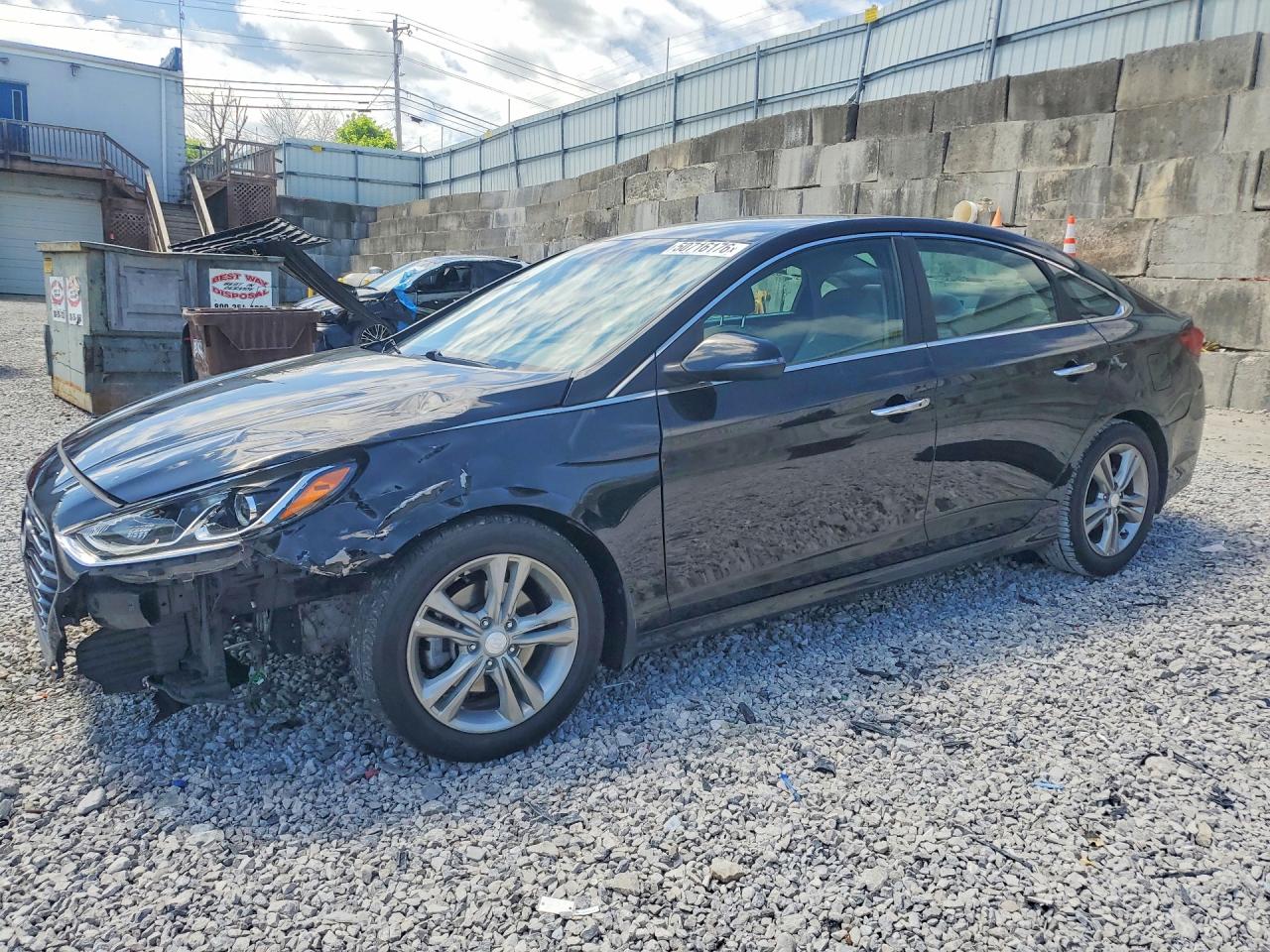 Salvage Hyundai SONATA Image