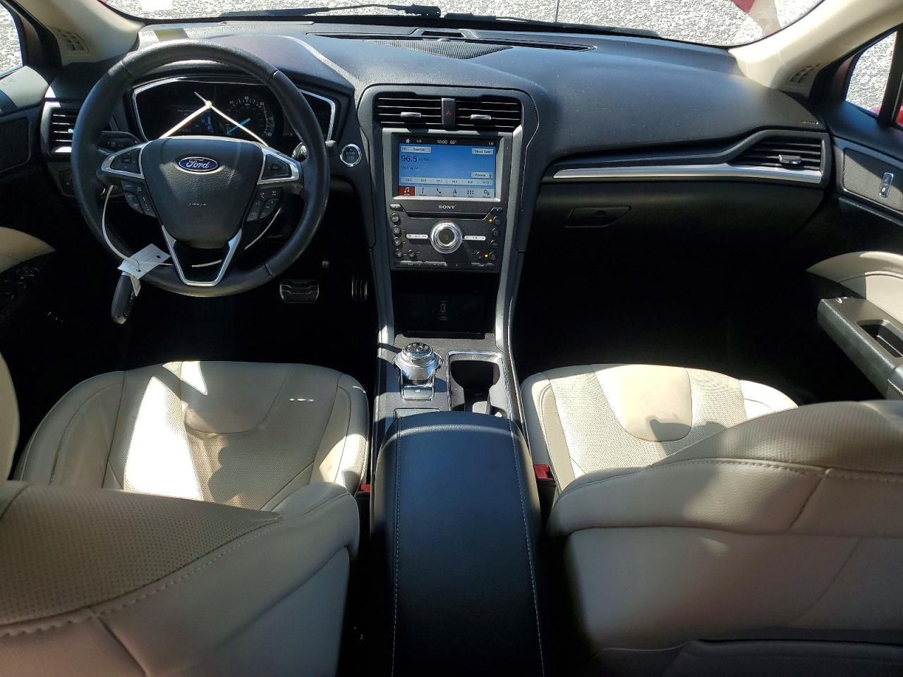 Ford Fusion Titanium Phev