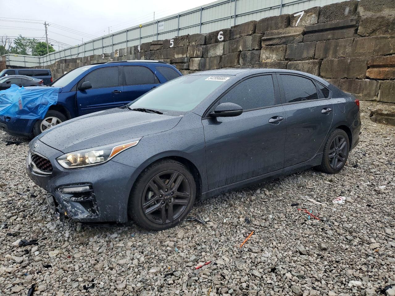 Salvage Kia Forte Image