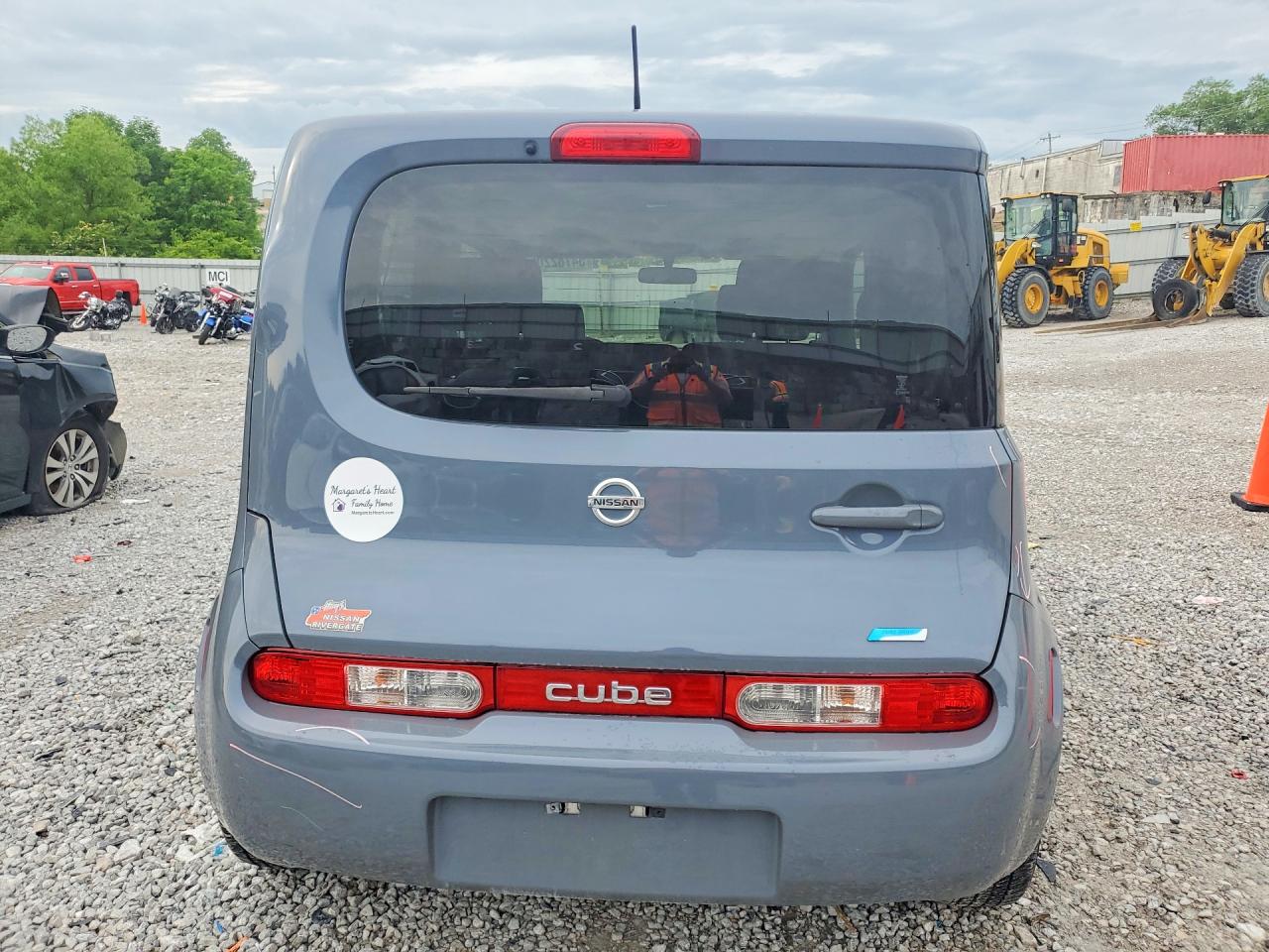 Nissan Cube 1.8 S 1.8 S