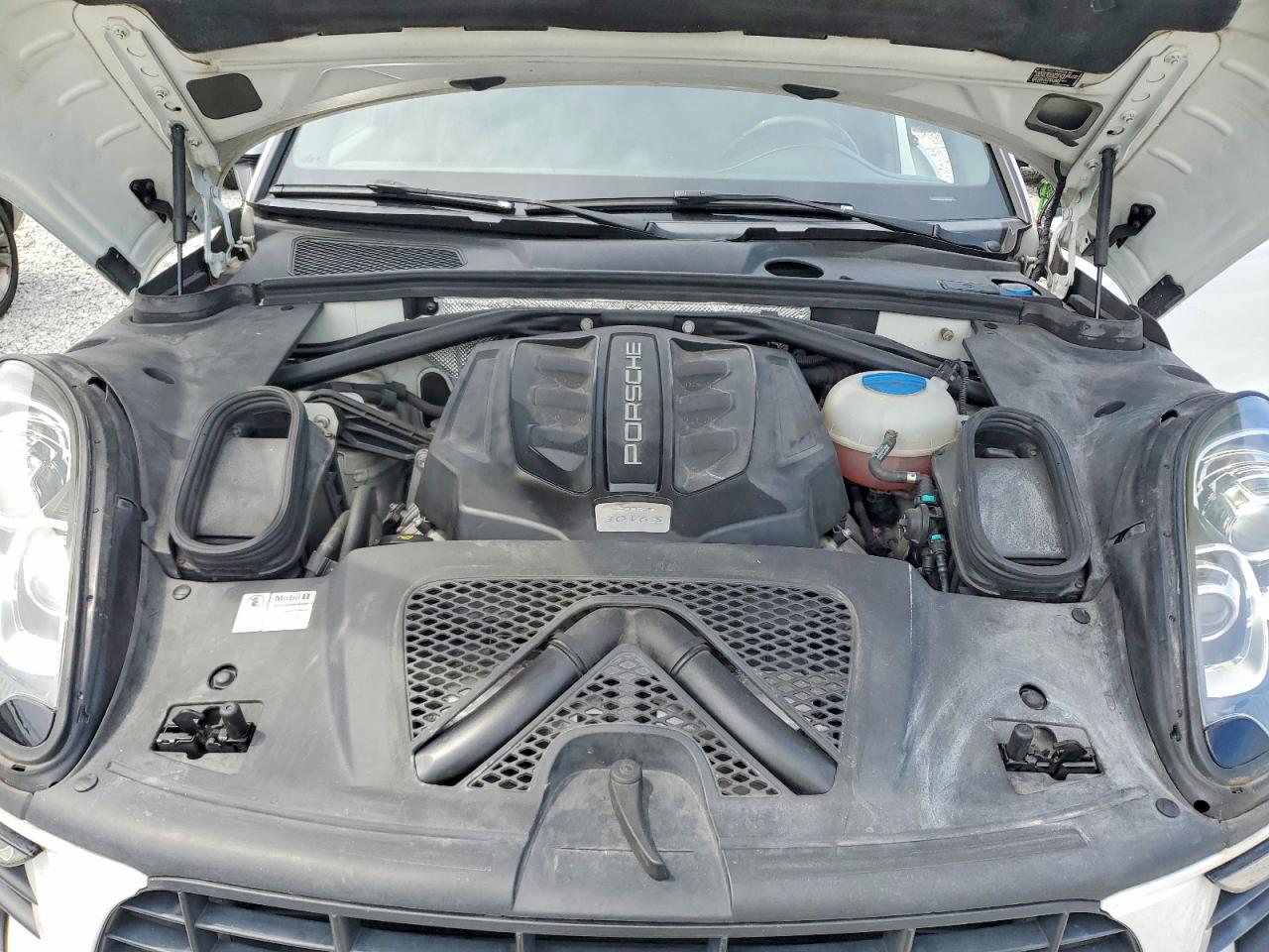 Porsche Macan S