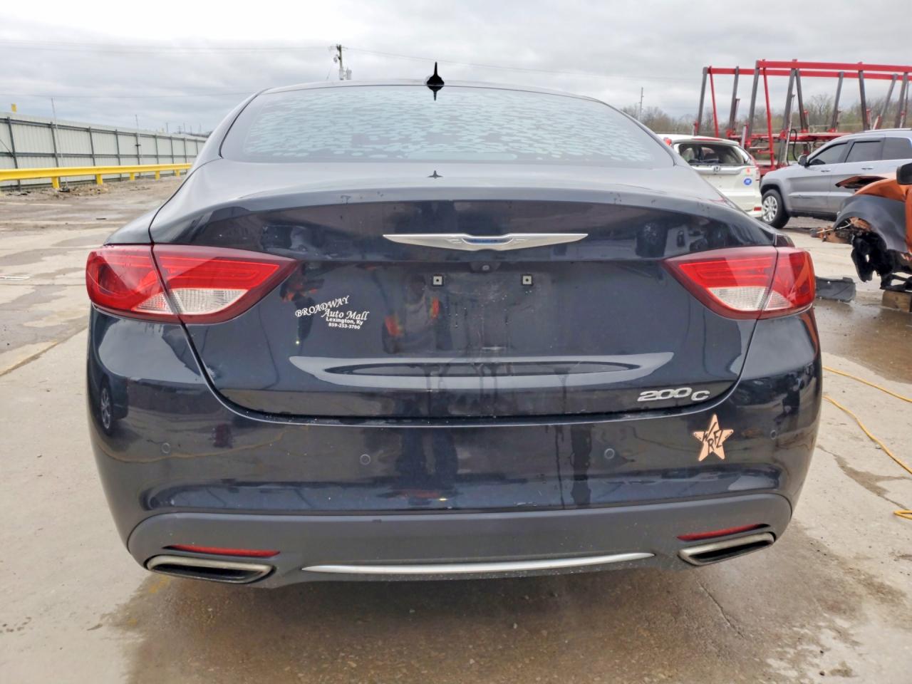 Chrysler 200 C