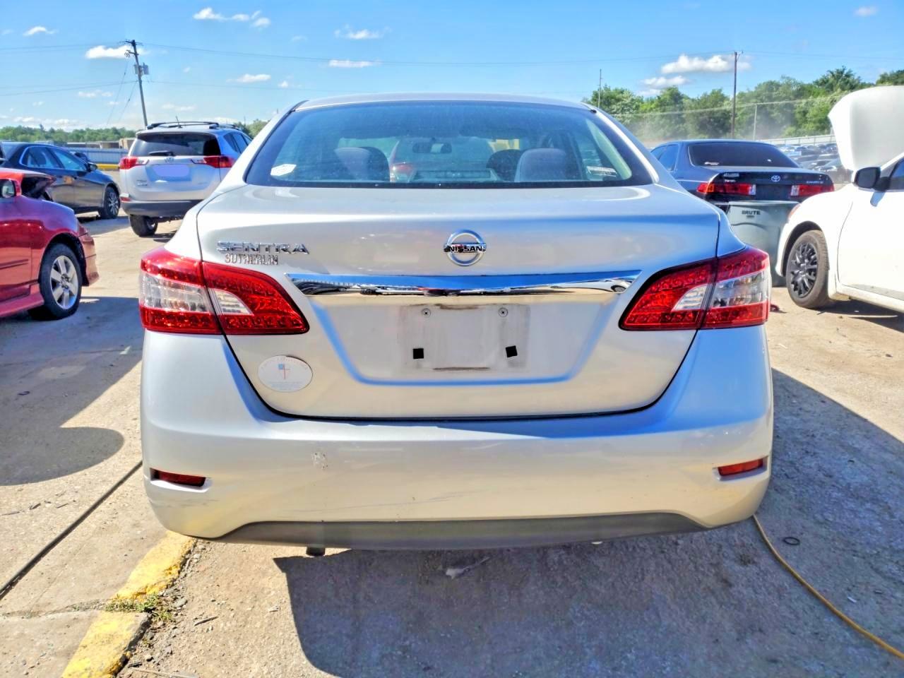 Nissan Sentra S