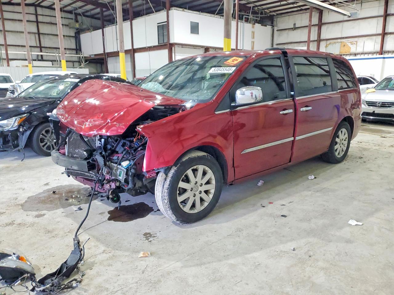 Salvage Chrysler Minivan Image