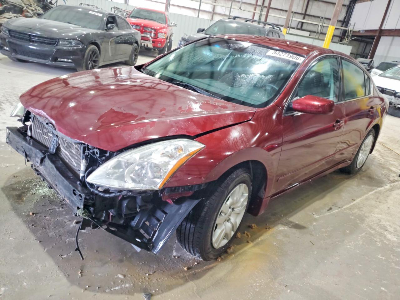 Salvage Nissan Altima Image