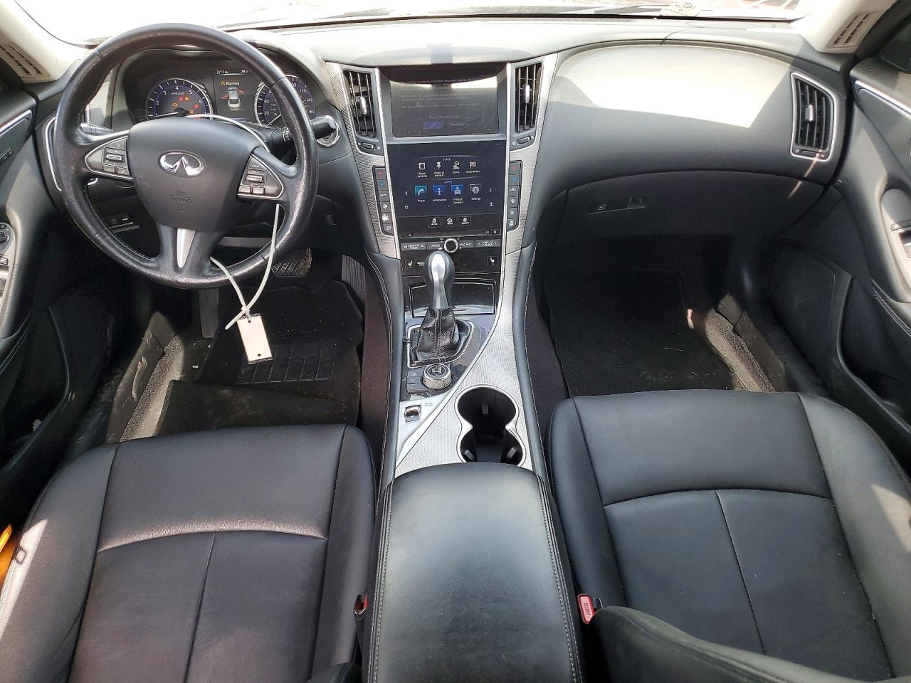 INFINITI Q50 2.0t P 2.0t Premium