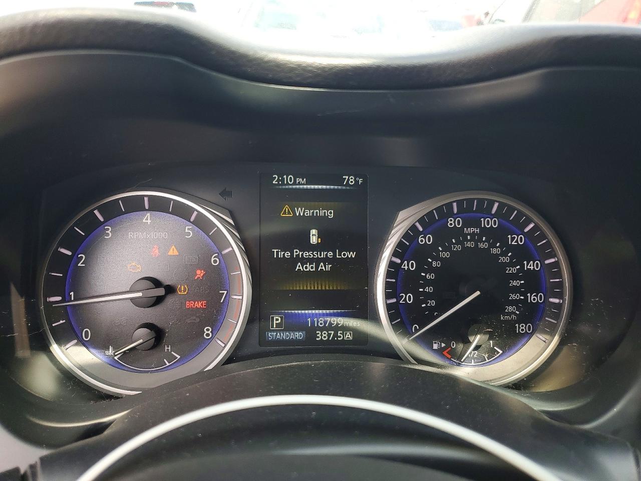 INFINITI Q50 2.0t P 2.0t Premium