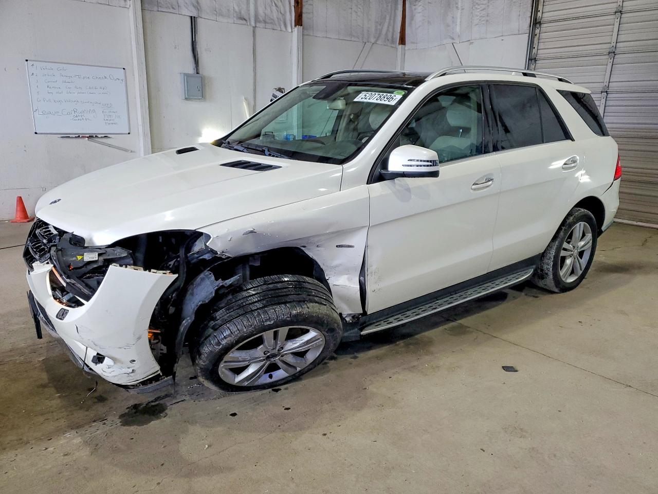 Salvage Mercedes-Benz M-Class Image
