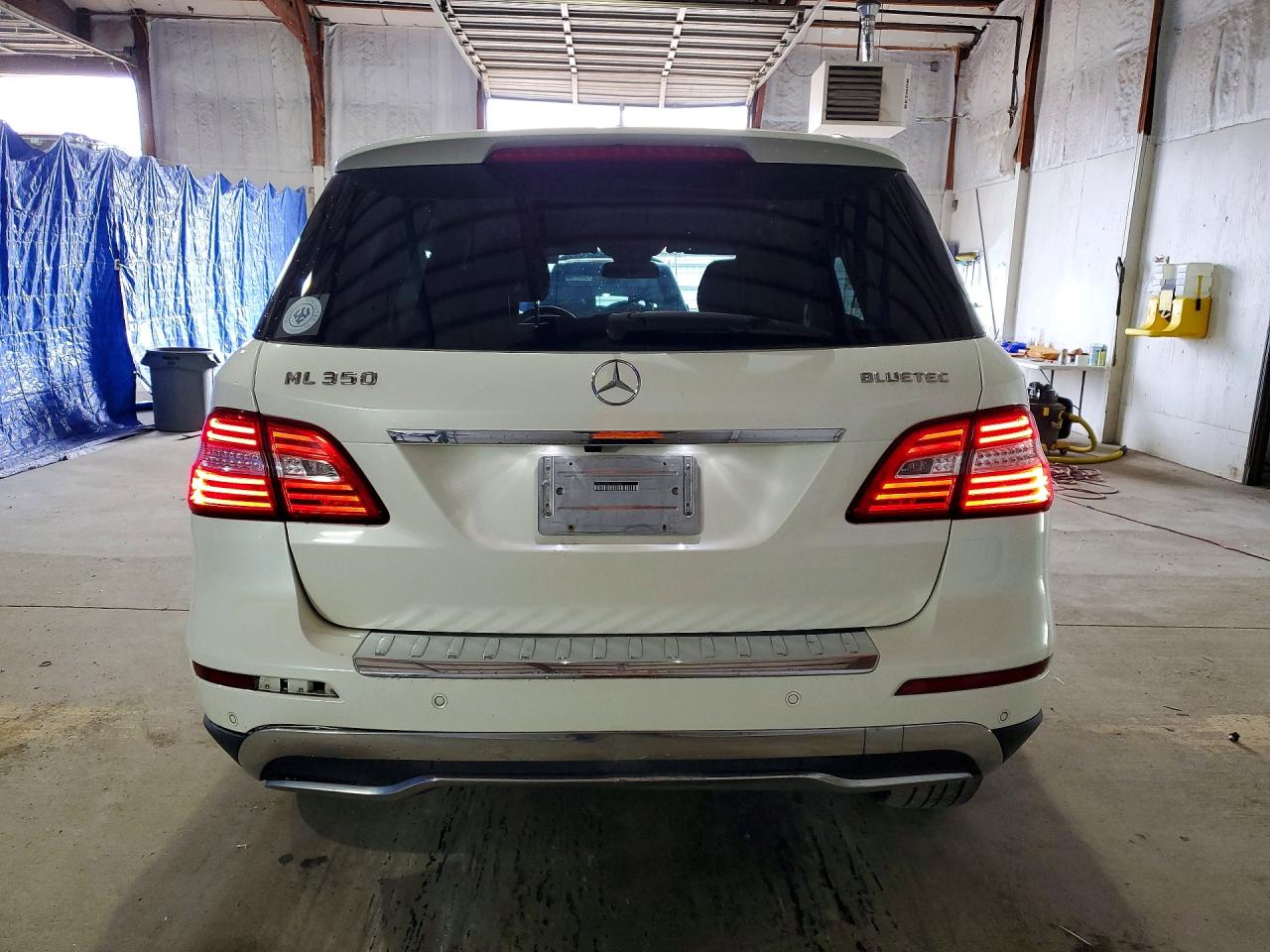 Mercedes-Benz M-Class 350 Bluetec