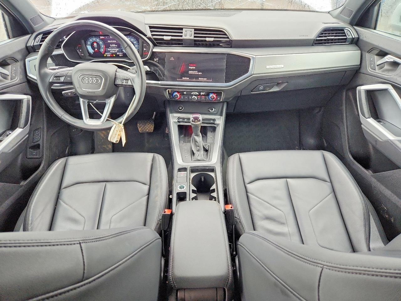 Audi Q3 Premium Plus S Line 45