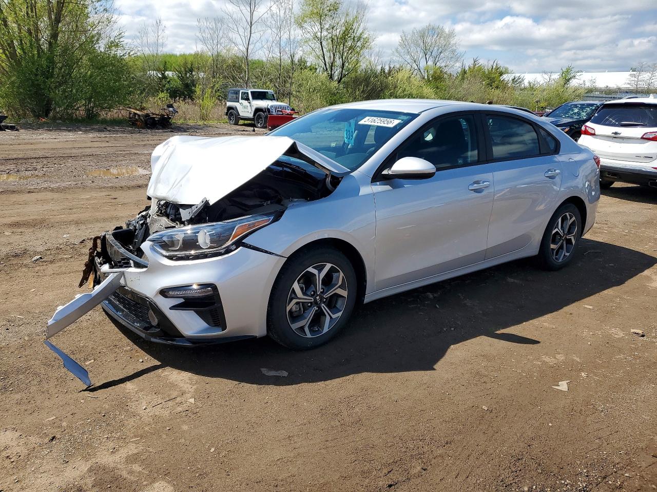 Salvage Kia Forte Image