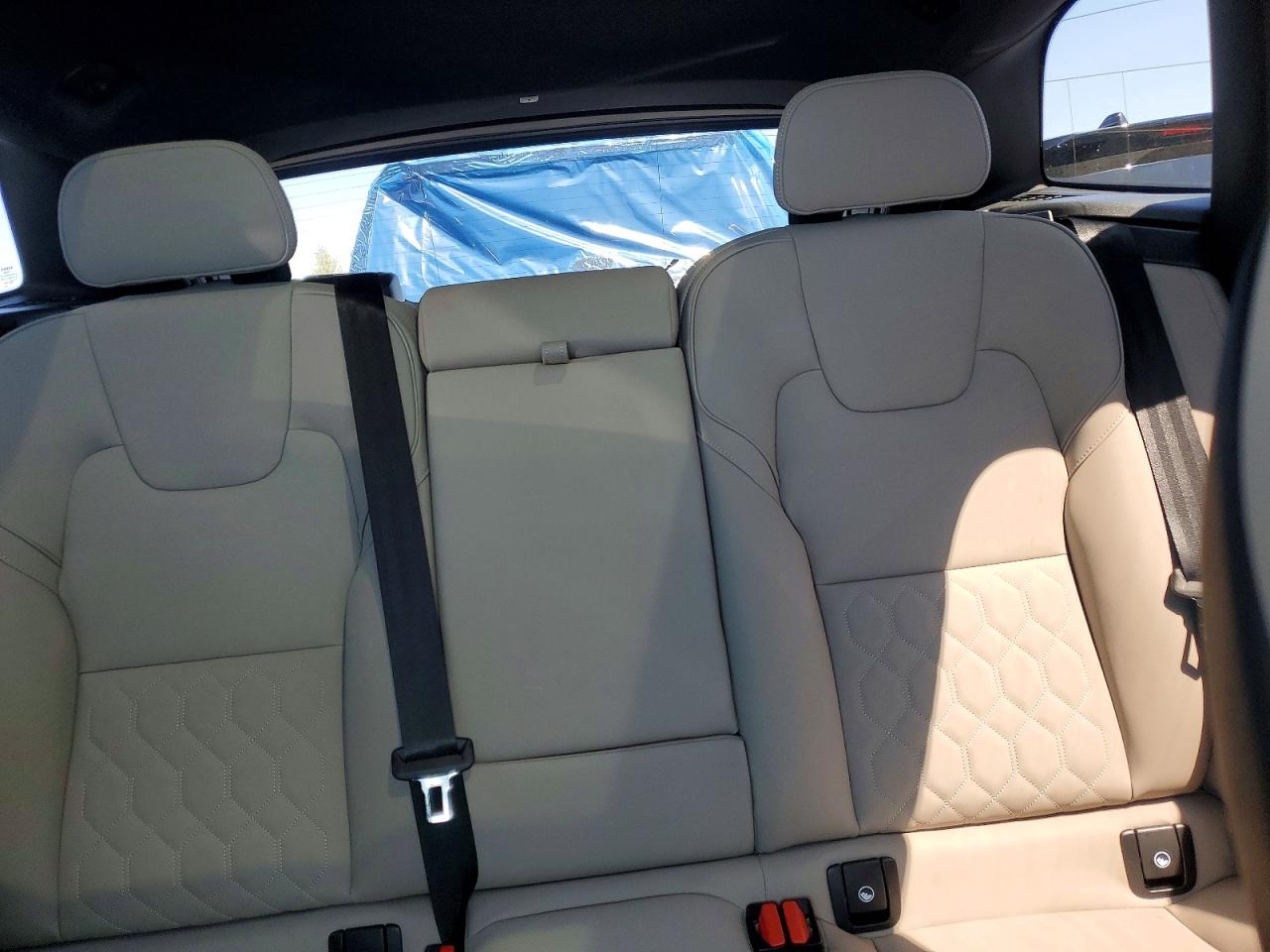 Volvo XC60 Plus