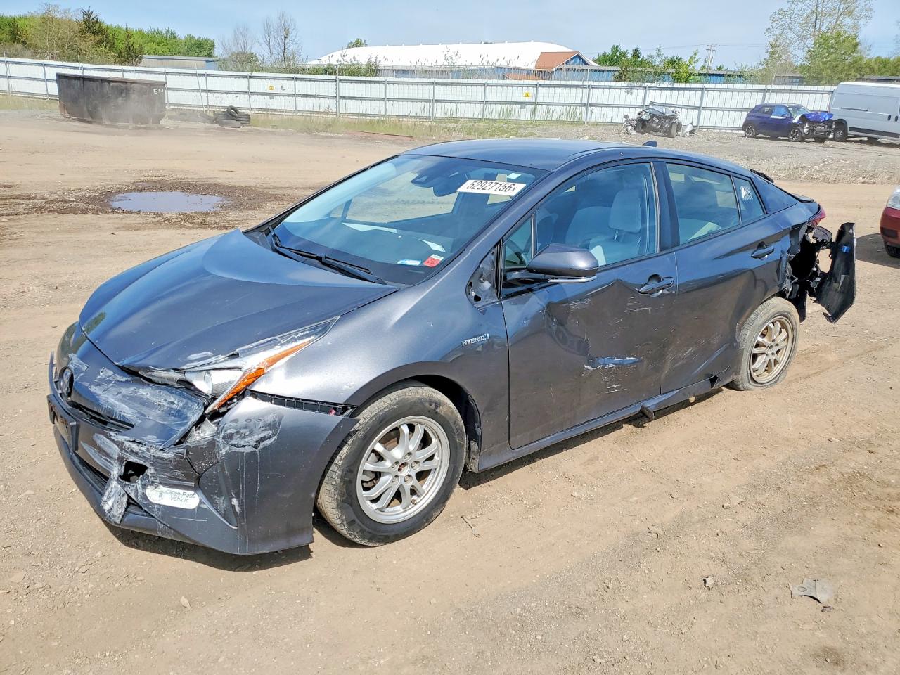 Salvage Toyota Prius Image