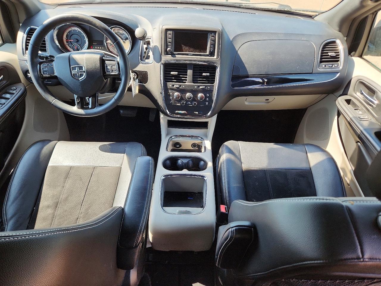 Dodge Caravan Sxt