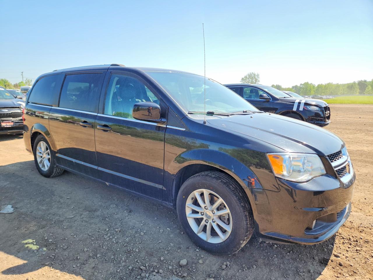 Dodge Caravan Sxt