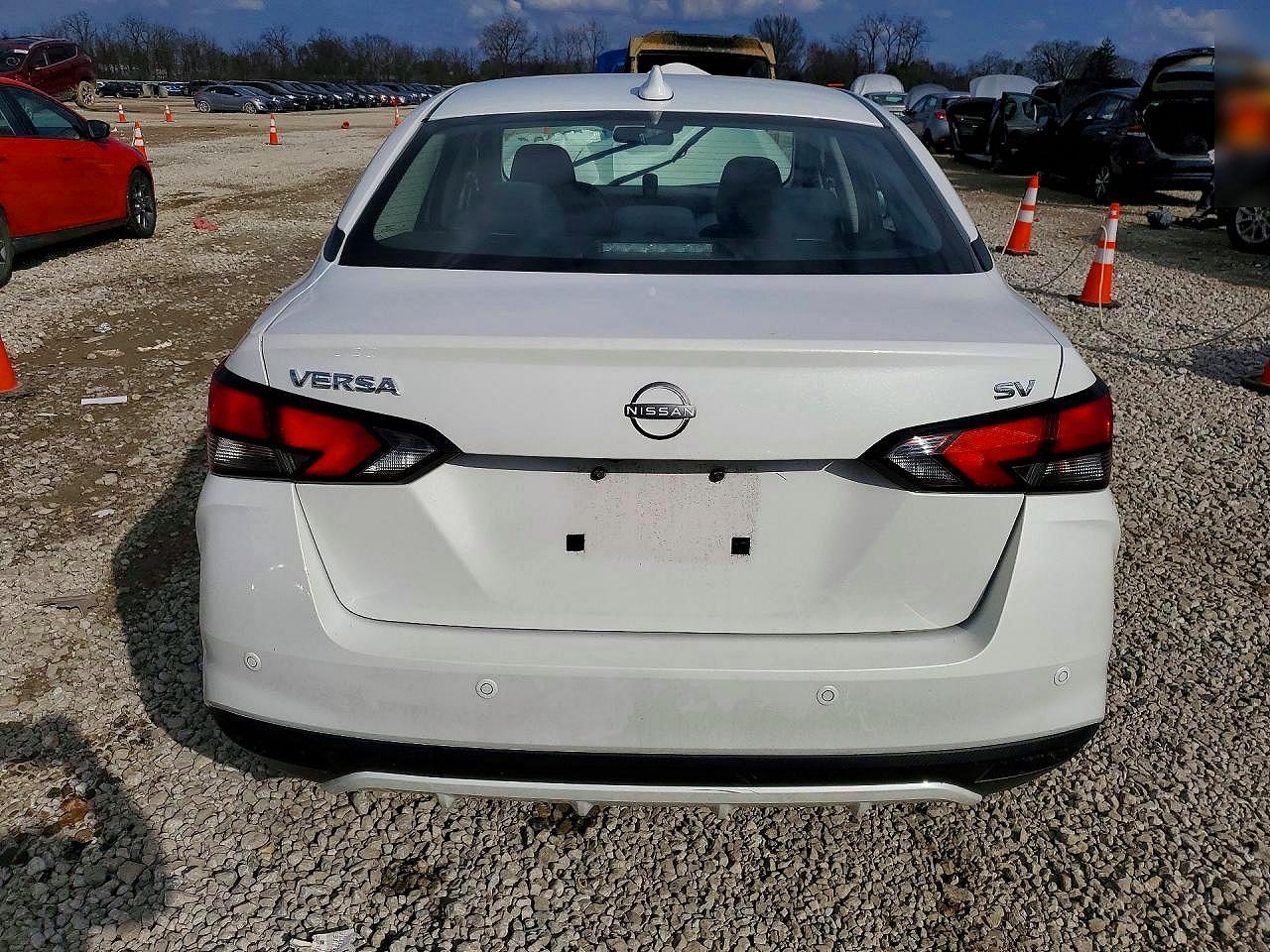 Nissan Versa Sv