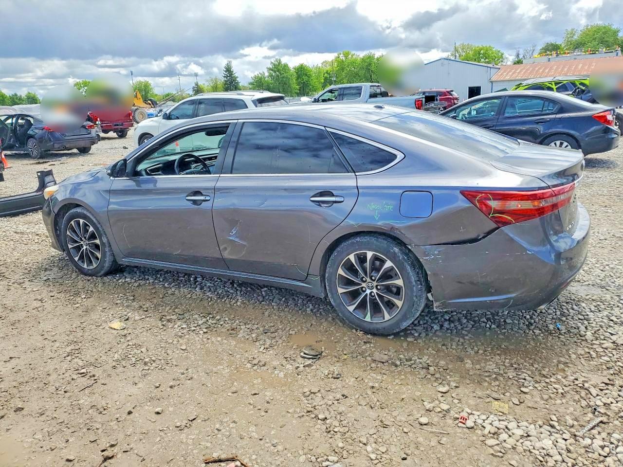 Toyota Avalon Xle Premium