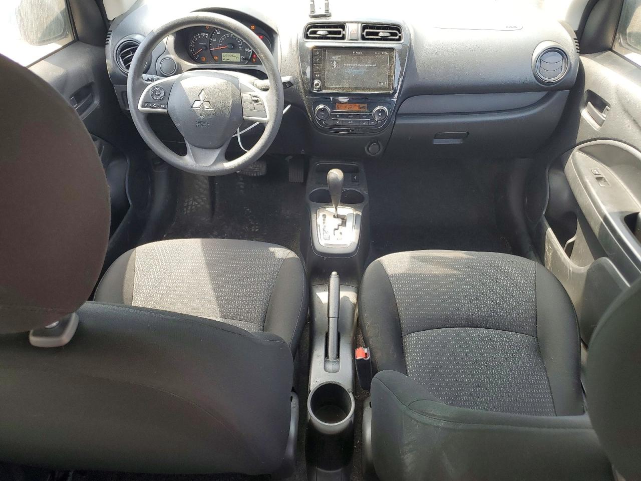 Mitsubishi Mirage G4 Es
