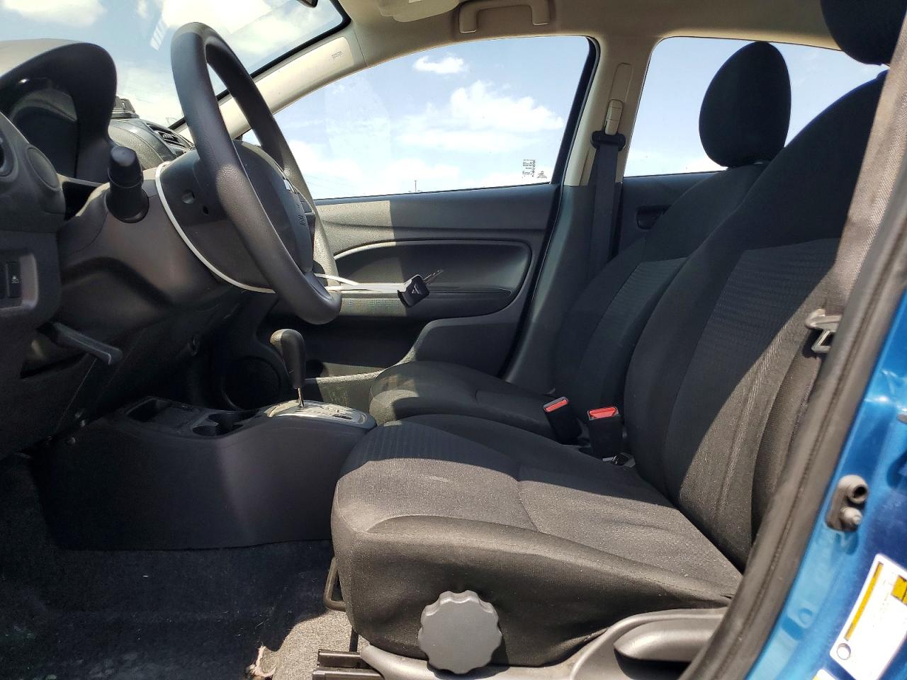 Mitsubishi Mirage G4 Es