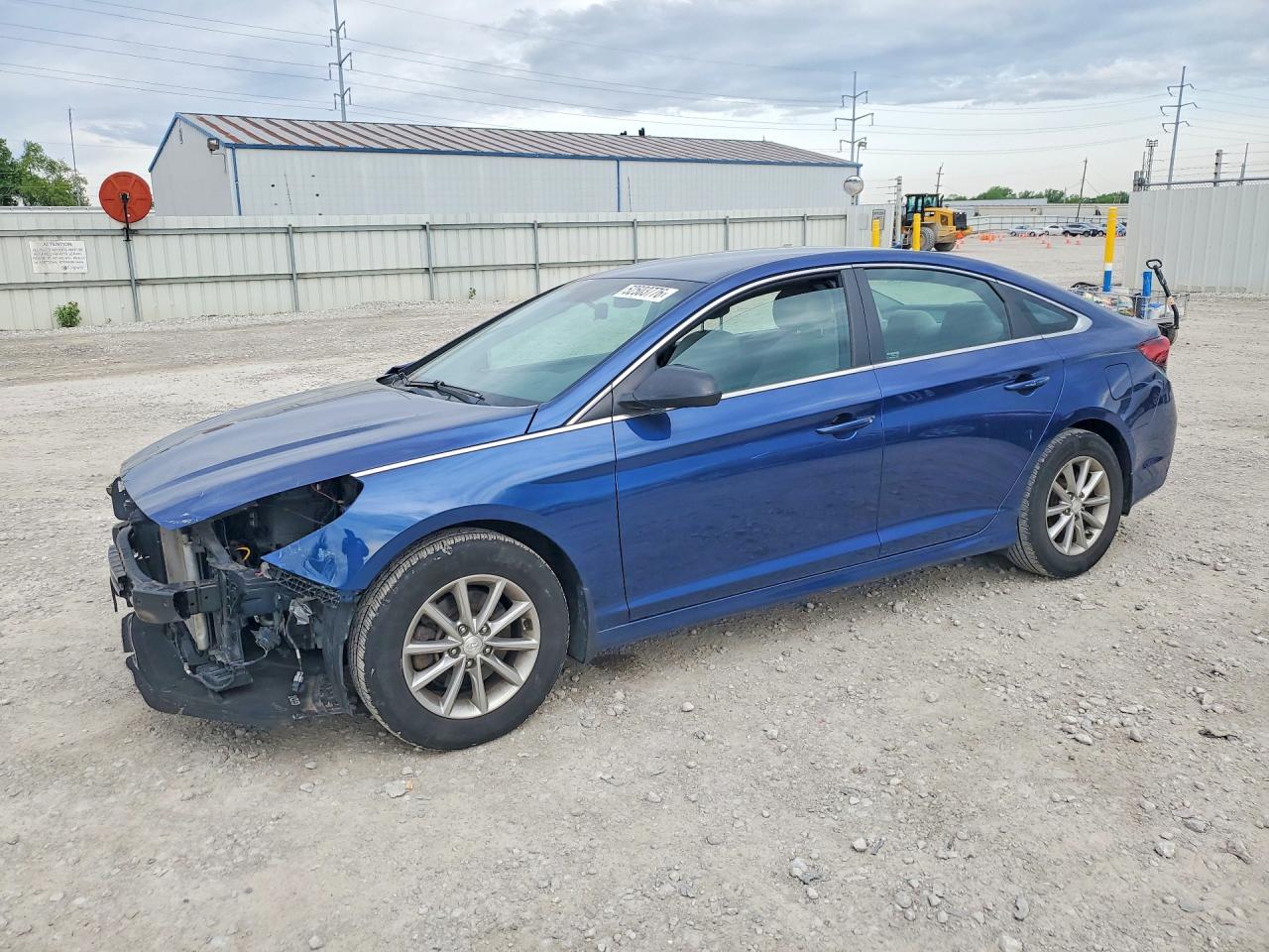 Salvage Hyundai SONATA Image